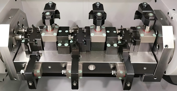 四軸加工(gōng)夾具